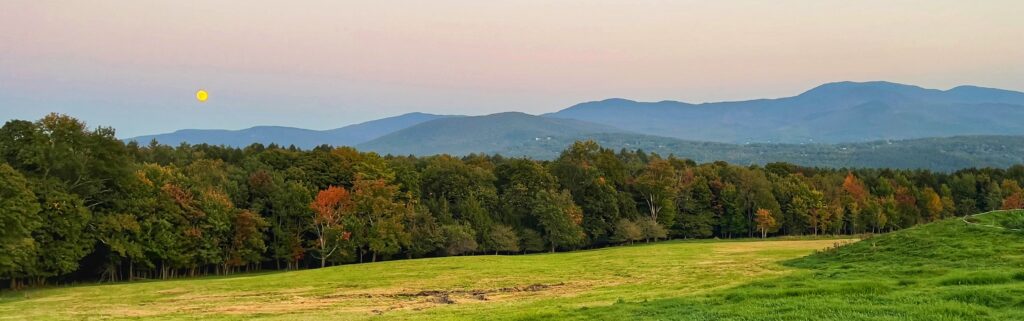 Stowe Vermont Harvest Moon view over fields and mountains 9-17-24_Thatcher-Michelsen